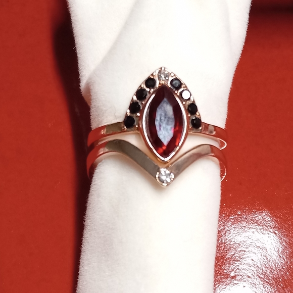 Fashion Jewelry Jewelry - 18K Rose Gold tone Rubi Ring Size 8
